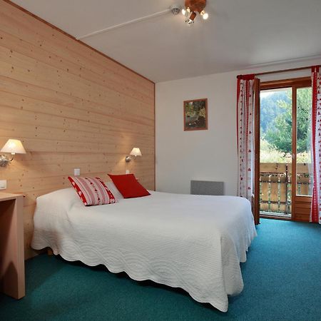 Logis Hotel Le Vetine Le Valtin Oda fotoğraf