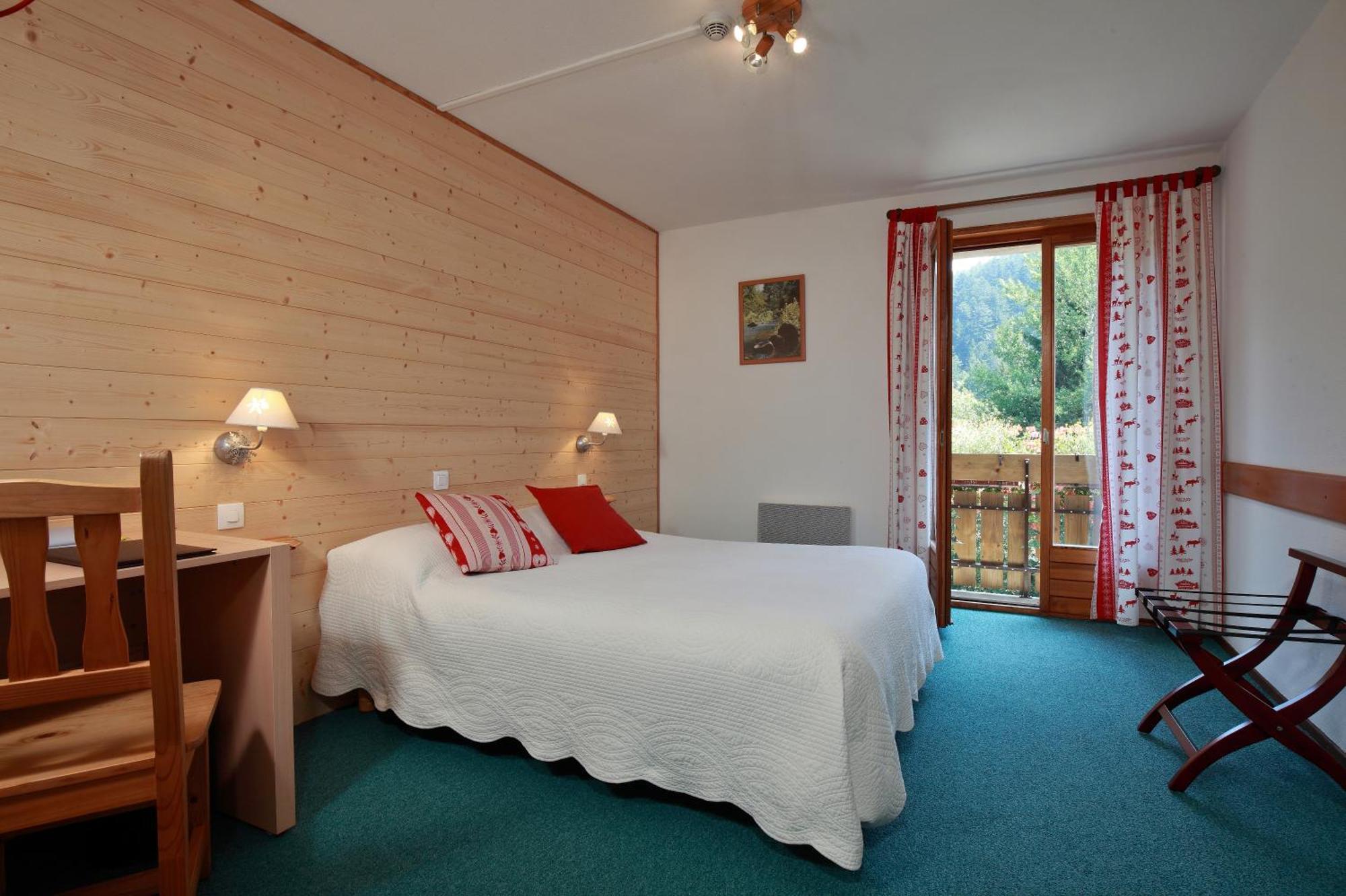 Logis Hotel Le Vetine Le Valtin Oda fotoğraf